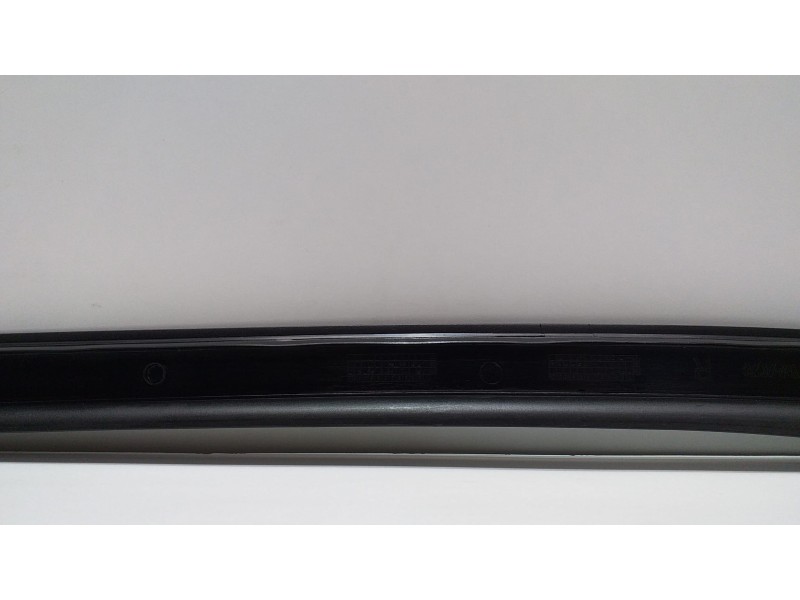 Recambio de molduras delanteras para mercedes-benz clase r (w251) 500 l 4matic (251.172) referencia OEM IAM A2516905062 50633 