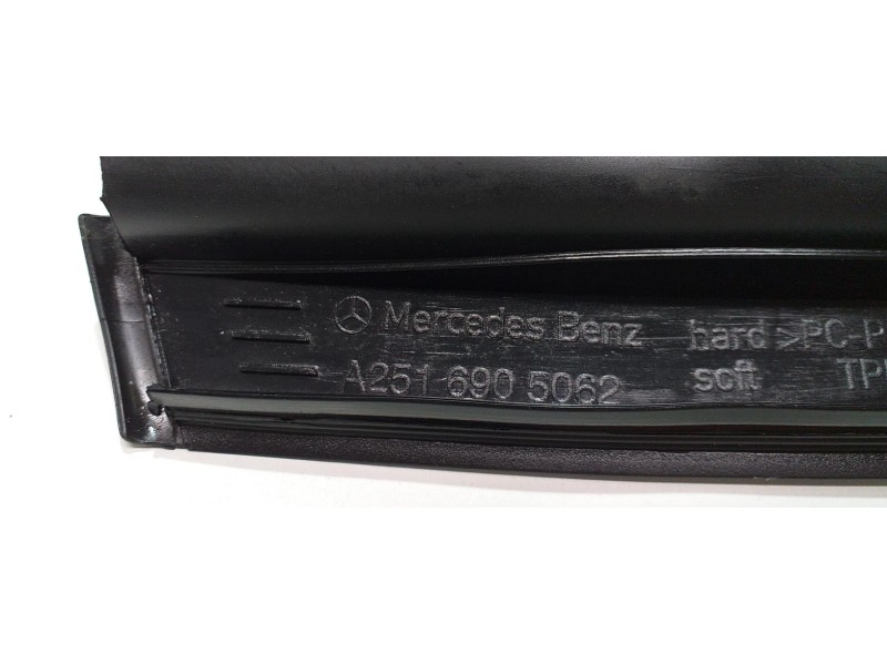Recambio de molduras delanteras para mercedes-benz clase r (w251) 500 l 4matic (251.172) referencia OEM IAM A2516905062 50633 