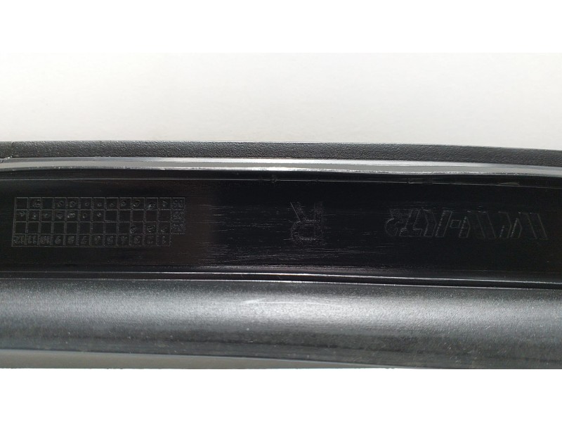 Recambio de molduras delanteras para mercedes-benz clase r (w251) 500 l 4matic (251.172) referencia OEM IAM A2516905062 50633 