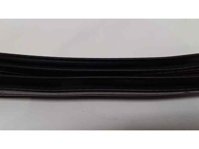 Recambio de gomas contorno puerta para mercedes-benz clase e (w211) berlina 2.6 cat referencia OEM IAM 112913 38022 