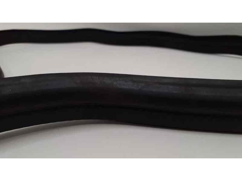 Recambio de gomas contorno puerta para mercedes-benz clase e (w211) berlina 2.6 cat referencia OEM IAM  38023 