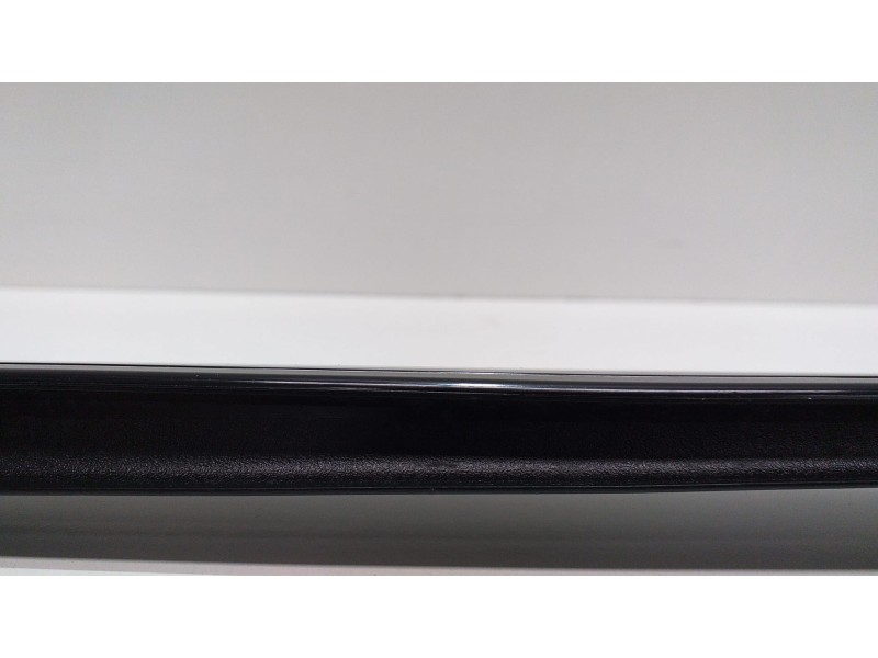 Recambio de molduras delanteras para mercedes-benz clase r (w251) 500 l 4matic (251.172) referencia OEM IAM A2516905062 50633 