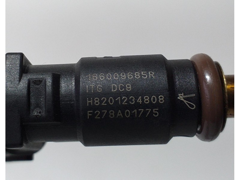 Recambio de inyector para smart forfour basis (52kw) (453.042) referencia OEM IAM 8201234808 70774 R