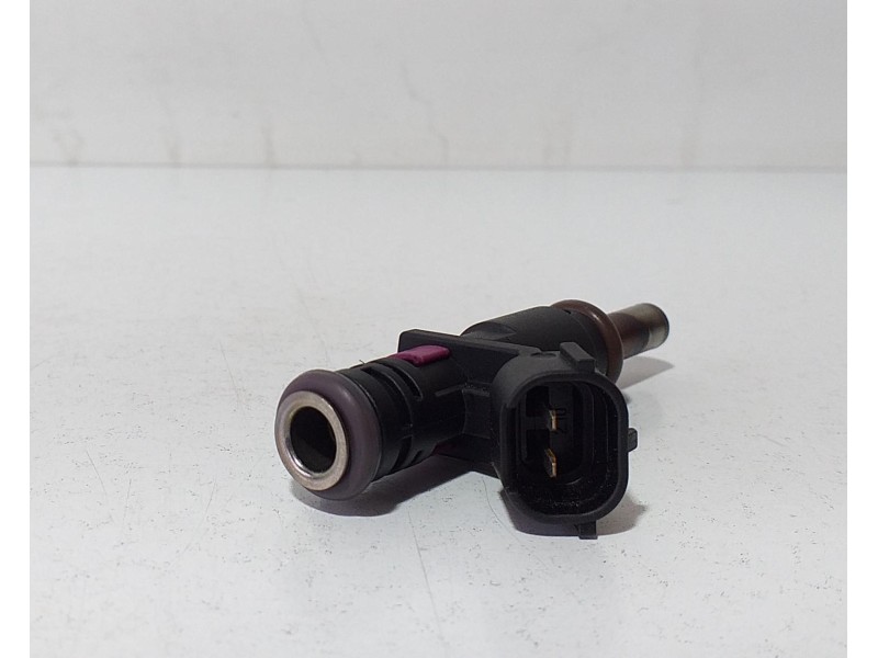Recambio de inyector para smart forfour basis (52kw) (453.042) referencia OEM IAM 8201234808 70776 R Recambio de inyector para smart forfour basis (52kw) (453.042) referencia OEM IAM 8201234808 70776 R
