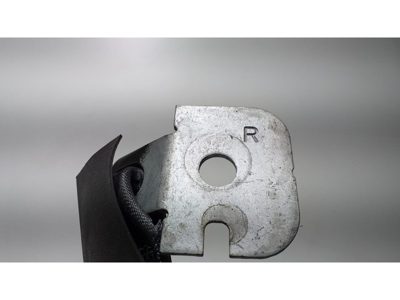 Recambio de cinturon seguridad trasero derecho para ford mustang gt cabrio referencia OEM IAM 4.6I 62175 