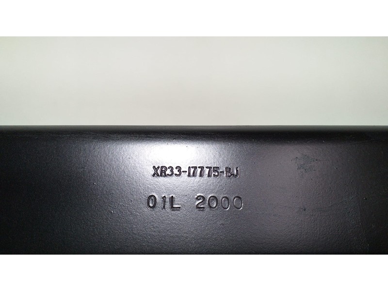 Recambio de refuerzo paragolpes trasero para ford mustang gt cabrio referencia OEM IAM XR33-17775-BJ 62186 