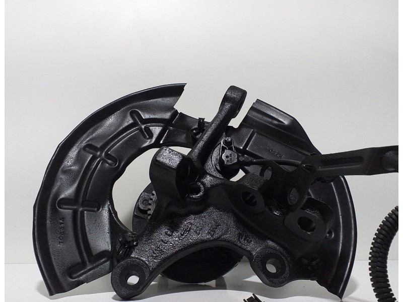 Recambio de mangueta delantera derecha para ford mustang gt cabrio referencia OEM IAM 4.6I 62187 