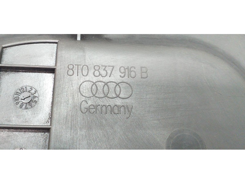 Recambio de molduras delanteras para audi a5 coupe (8t) 3.2 fsi referencia OEM IAM 8T0837916B 50661 