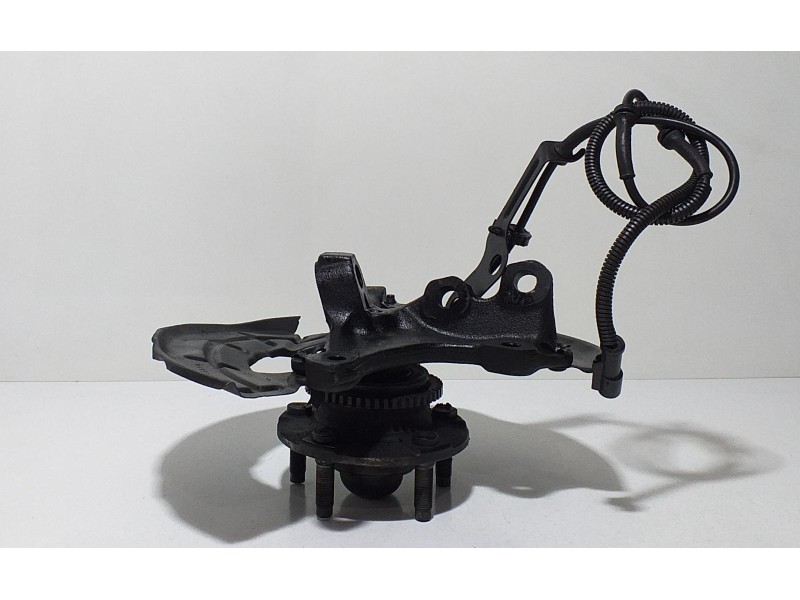 Recambio de mangueta delantera derecha para ford mustang gt cabrio referencia OEM IAM 4.6I 62187 