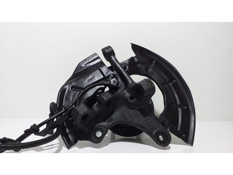 Recambio de mangueta delantera izquierda para ford mustang gt cabrio referencia OEM IAM 4.6I 62188 