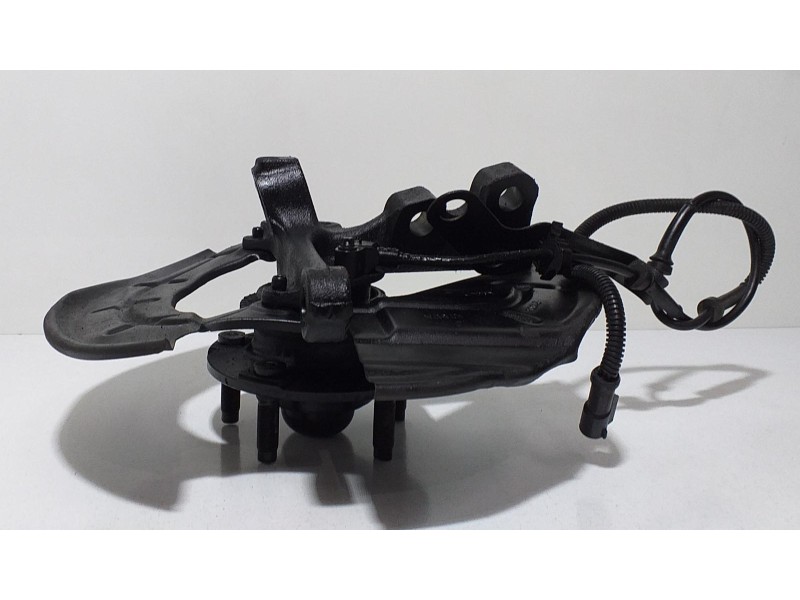 Recambio de mangueta delantera izquierda para ford mustang gt cabrio referencia OEM IAM 4.6I 62188 