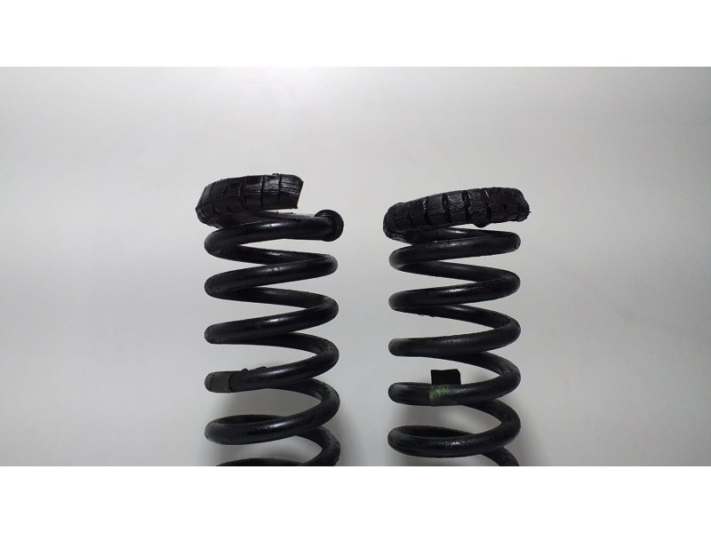 Recambio de muelle amortiguacion para ford mustang gt cabrio referencia OEM IAM 4.6I 62189 