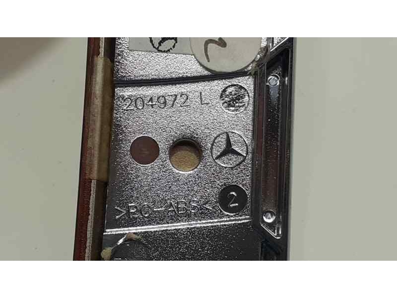 Recambio de salpicadero para mercedes-benz clase e (w211) berlina 2.6 cat referencia OEM IAM A2116800371 38065 