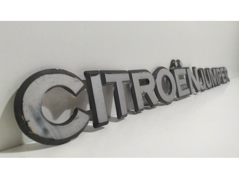 Recambio de anagrama para citroën jumper caja abierta desde ´02 referencia OEM IAM  79219 