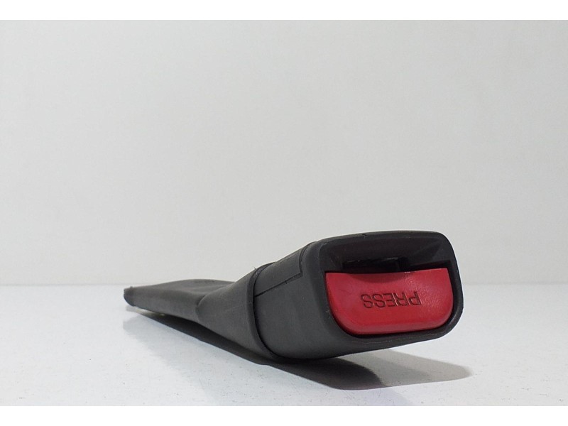 Recambio de cinturon seguridad delantero derecho para ford mustang gt cabrio referencia OEM IAM 4.6I 62201 