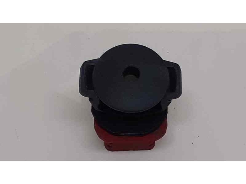 Recambio de radiador agua para mercedes-benz clase e (w211) berlina 2.6 cat referencia OEM IAM A2115040312 38066 