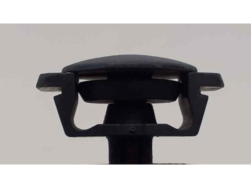 Recambio de radiador agua para mercedes-benz clase e (w211) berlina 2.6 cat referencia OEM IAM A2115040312 38067 