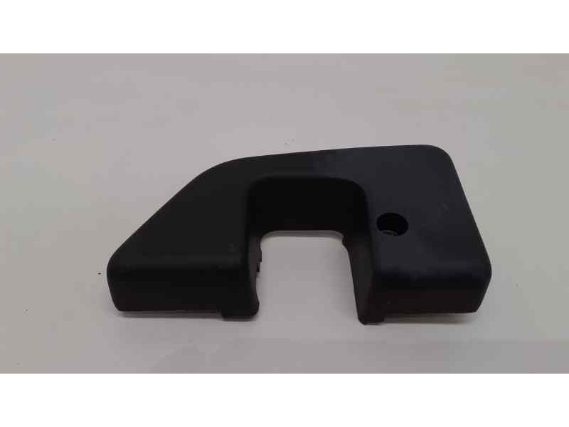 Recambio de molduras traseras para mercedes-benz clase e (w211) berlina 2.6 cat referencia OEM IAM A2117230524 38069 