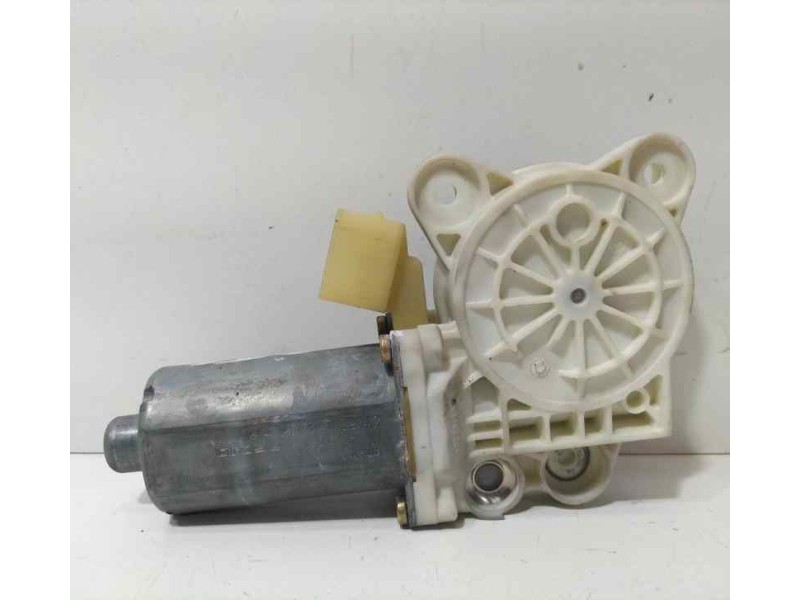 Recambio de motor elevalunas delantero izquierdo para mercedes-benz clase e (w211) berlina e 320 cdi (211.026) referencia OEM IA