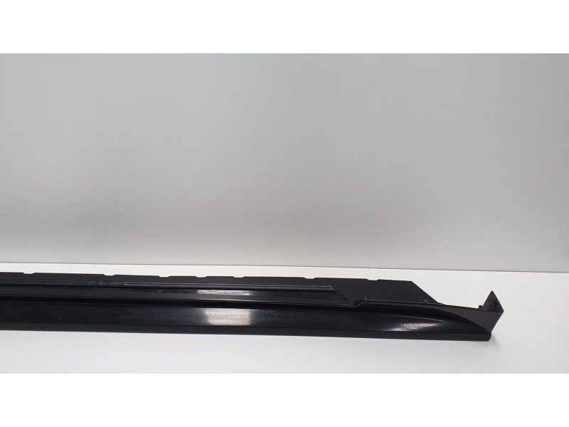 Recambio de estribo para ford mustang gt cabrio referencia OEM IAM XR336310155 62206 