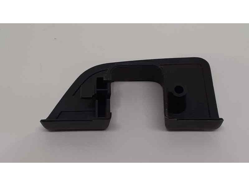 Recambio de molduras traseras para mercedes-benz clase e (w211) berlina 2.6 cat referencia OEM IAM A2117230624 38070 