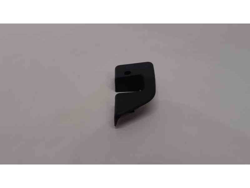 Recambio de molduras traseras para mercedes-benz clase e (w211) berlina 2.6 cat referencia OEM IAM A2117230624 38070 