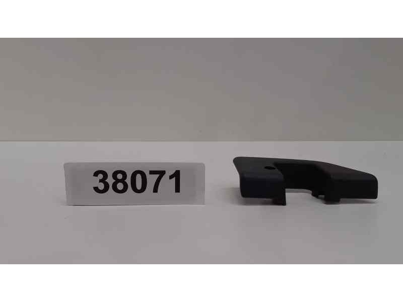 Recambio de molduras delanteras para mercedes-benz clase e (w211) berlina 2.6 cat referencia OEM IAM A2117230624 38071 