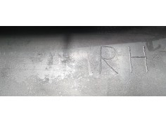 Recambio de estribo para ford mustang gt cabrio referencia OEM IAM XR336310154 62207  2