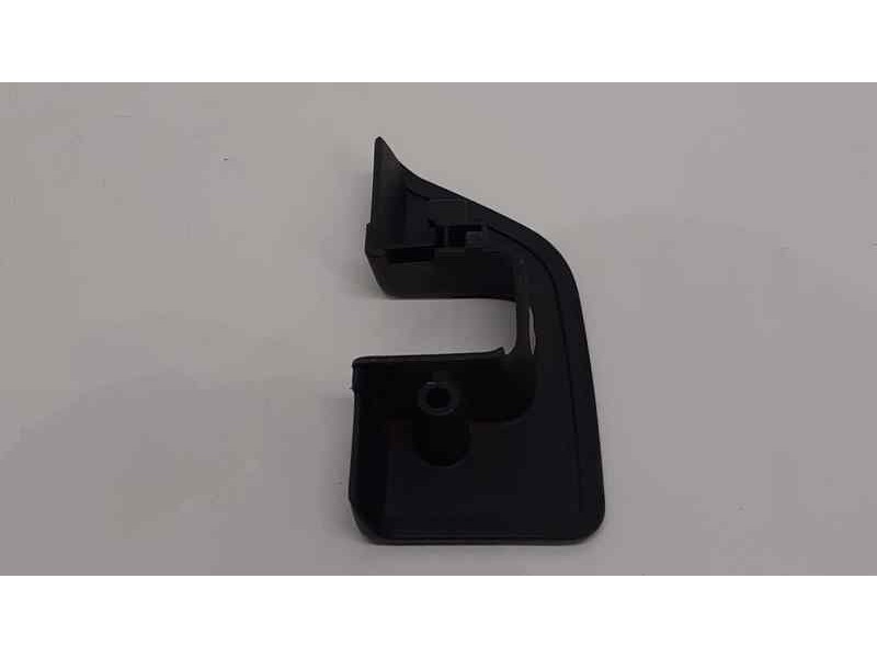 Recambio de molduras delanteras para mercedes-benz clase e (w211) berlina 2.6 cat referencia OEM IAM A2117230624 38071 