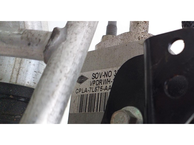 Recambio de tubos aire acondicionado para land rover range rover sport autobiography hybrid referencia OEM IAM CPLA-7L575-AA 708