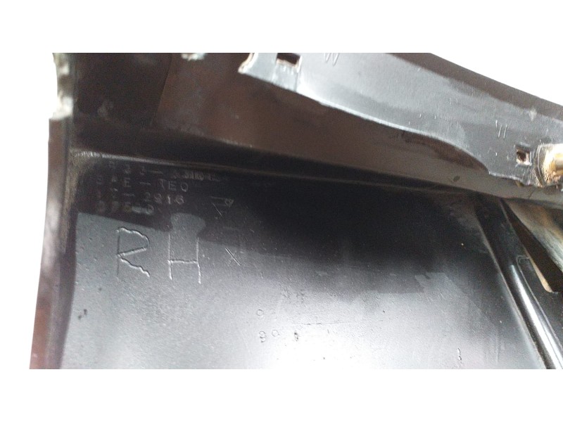 Recambio de estribo para ford mustang gt cabrio referencia OEM IAM XR336310154 62207 