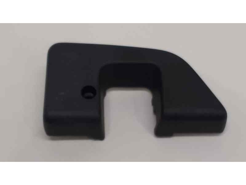 Recambio de molduras delanteras para mercedes-benz clase e (w211) berlina 2.6 cat referencia OEM IAM A2117230624 38071 