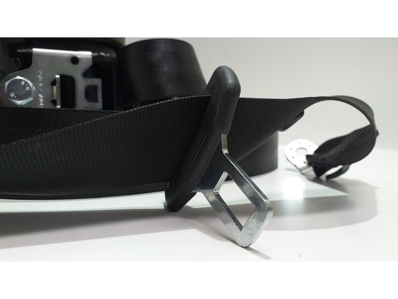 Recambio de cinturon seguridad trasero izquierdo para audi a5 coupe (8t) 3.2 fsi referencia OEM IAM 8K0857805K 50683 