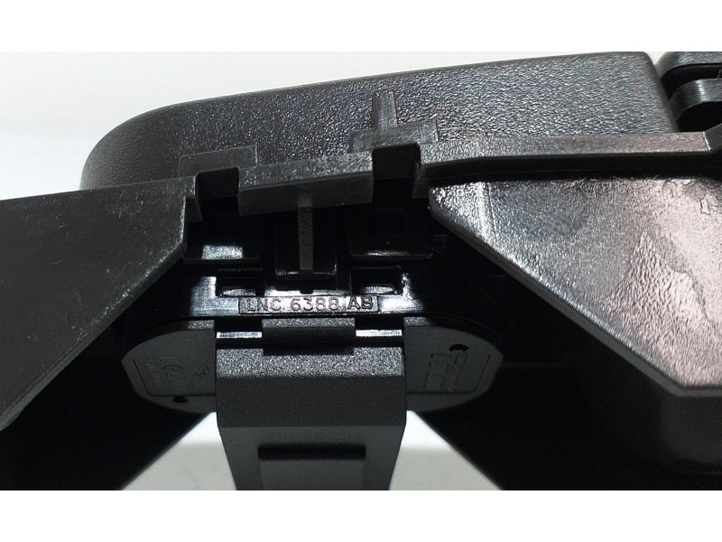 Recambio de mando elevalunas trasero derecho para jaguar s-type 2.7 v6 diesel classic referencia OEM IAM LNC6388AB 62227 