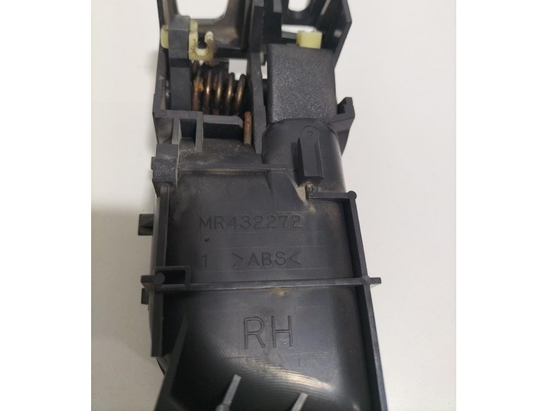 Recambio de maneta interior delantera derecha para mitsubishi montero (v60/v70) 3.2 di-d gls kaiteki (5-ptas.) referencia OEM IA