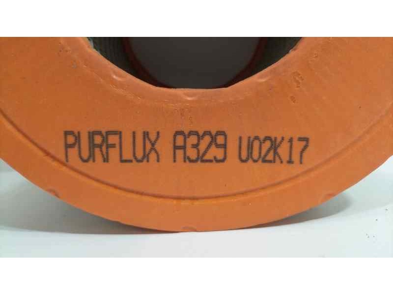 Recambio de filtro aire para toyota land cruiser (j9) td gx (5-ptas.) referencia OEM IAM FILTROA329 82456 