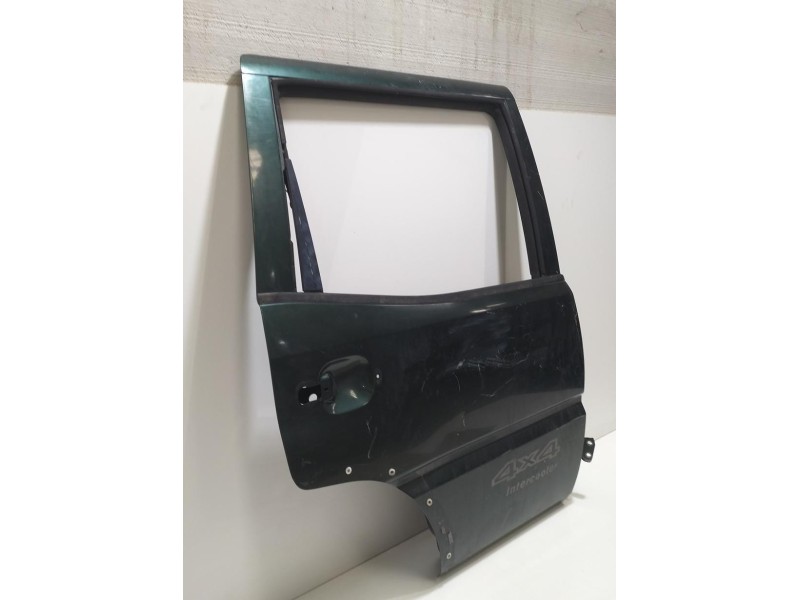 Recambio de puerta trasera derecha para nissan terrano/terrano.ii (r20) comfort referencia OEM IAM TD27TI 79247 