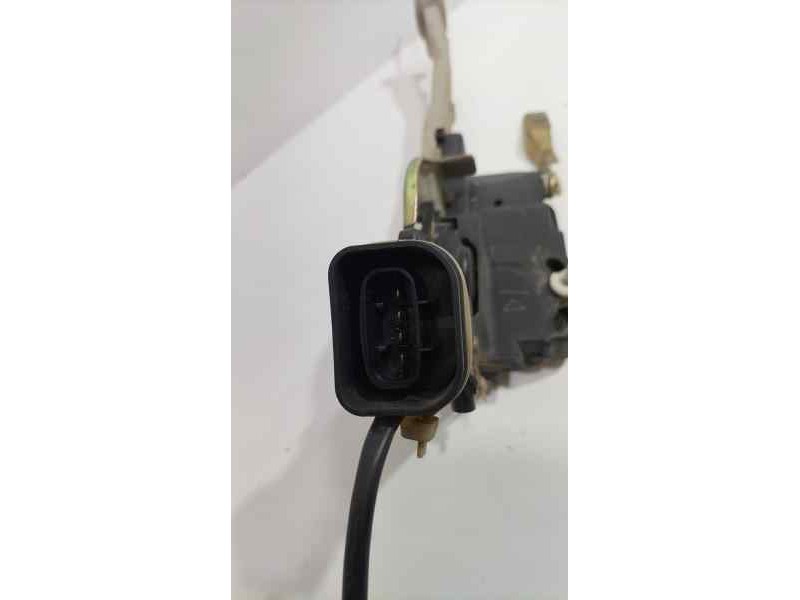 Recambio de cerradura puerta delantera izquierda para toyota land cruiser (j9) td gx (5-ptas.) referencia OEM IAM 6932060131 824