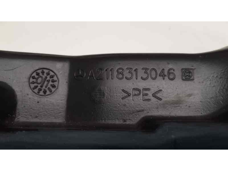Recambio de tubo para mercedes-benz clase e (w211) berlina 2.6 cat referencia OEM IAM A2118313046 38101 