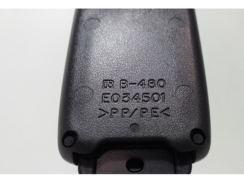 Recambio de cinturon seguridad delantero derecho para toyota corolla verso (r1) 2,2 d-4d sport referencia OEM IAM 2ADFHV 62284 