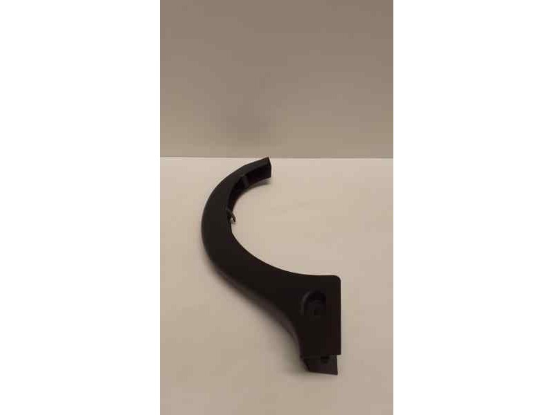 Recambio de molduras traseras para mercedes-benz clase e (w211) berlina 2.6 cat referencia OEM IAM A2118210189 38109 