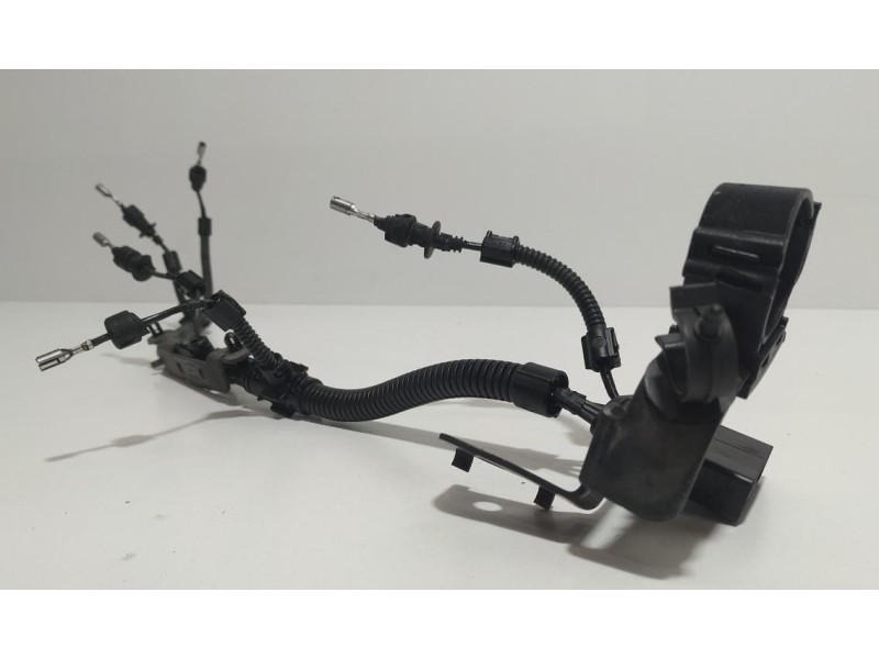 Recambio de caja reles / fusibles para volkswagen t5 bus 2.5 tdi referencia OEM IAM 070971502K 79304 