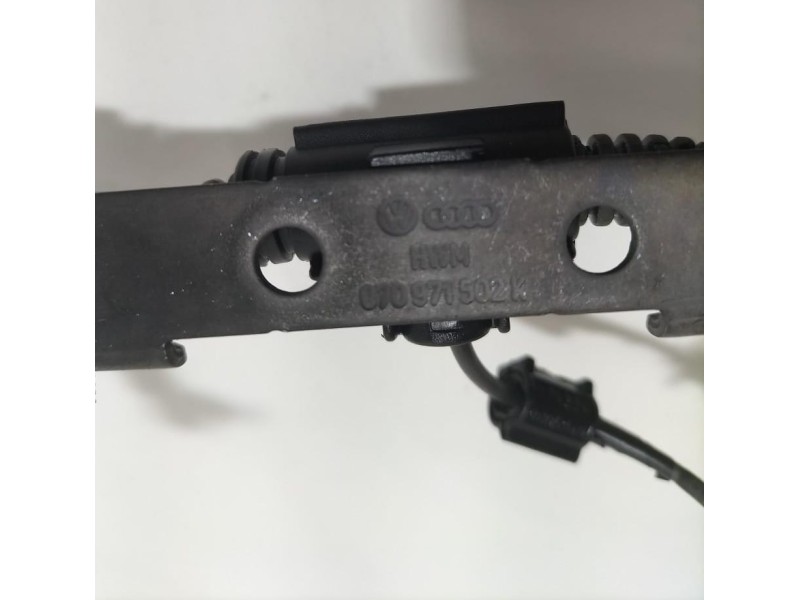 Recambio de caja reles / fusibles para volkswagen t5 bus 2.5 tdi referencia OEM IAM 070971502K 79304 