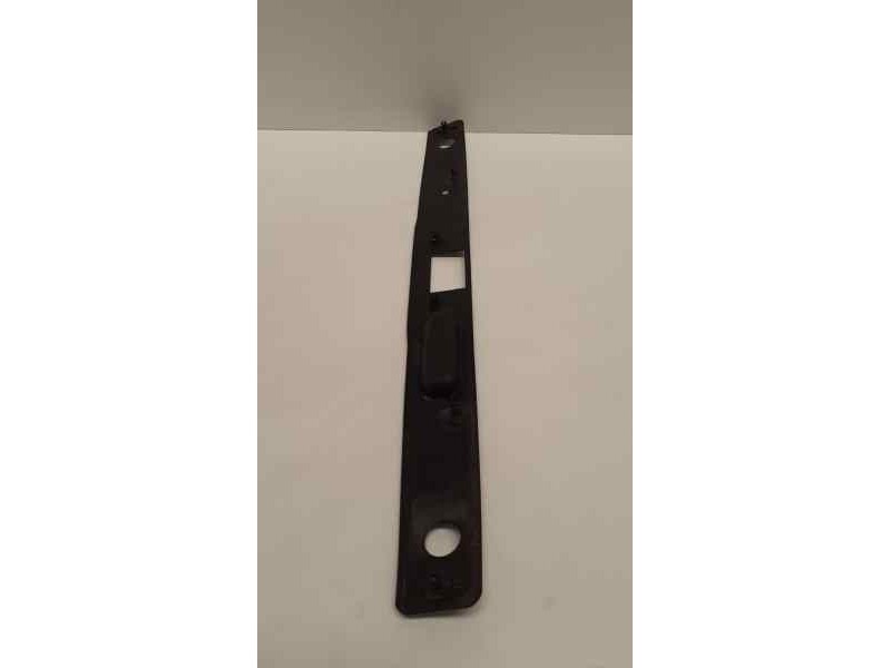 Recambio de guarnecido porton trasero para mercedes-benz clase e (w211) berlina 2.6 cat referencia OEM IAM A2117500193 38114 