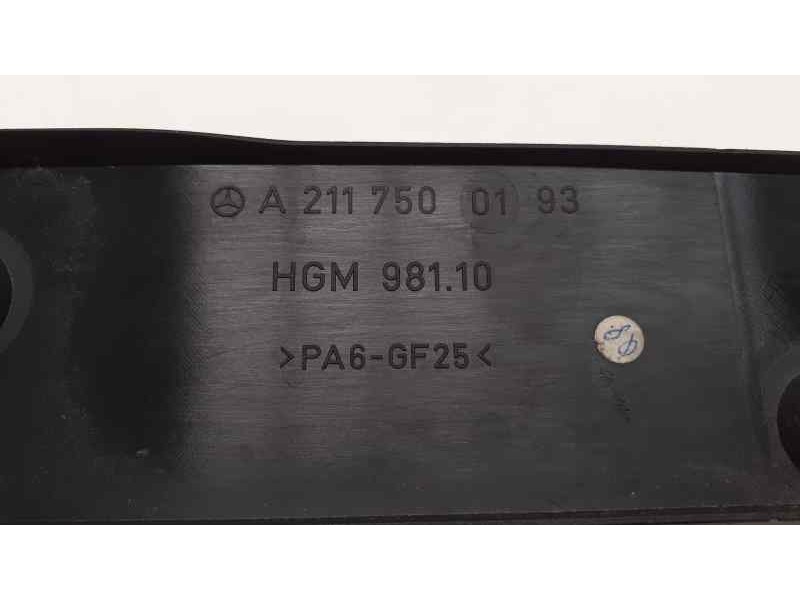 Recambio de guarnecido porton trasero para mercedes-benz clase e (w211) berlina 2.6 cat referencia OEM IAM A2117500193 38114 