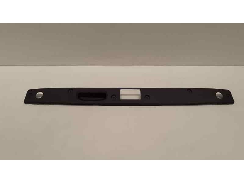 Recambio de guarnecido porton trasero para mercedes-benz clase e (w211) berlina 2.6 cat referencia OEM IAM A2117500193 38114 
