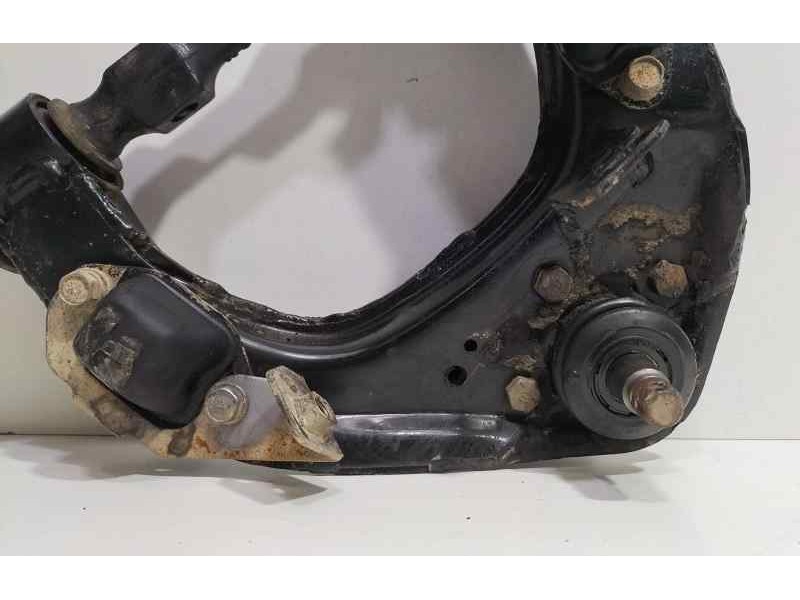 Recambio de brazo suspension superior delantero derecho para mitsubishi l 200 (k6/7) 2500 td glx (4-ptas.) referencia OEM IAM 4D
