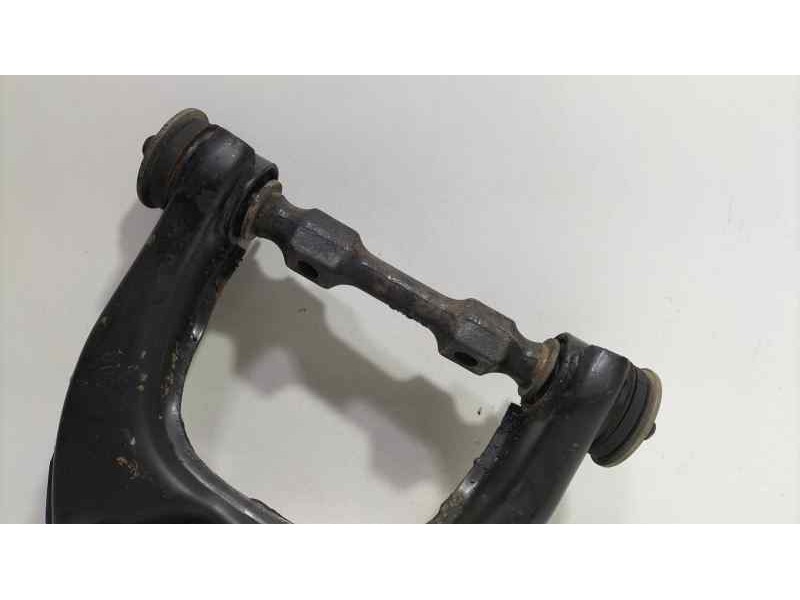 Recambio de brazo suspension superior delantero derecho para mitsubishi l 200 (k6/7) 2500 td glx (4-ptas.) referencia OEM IAM 4D