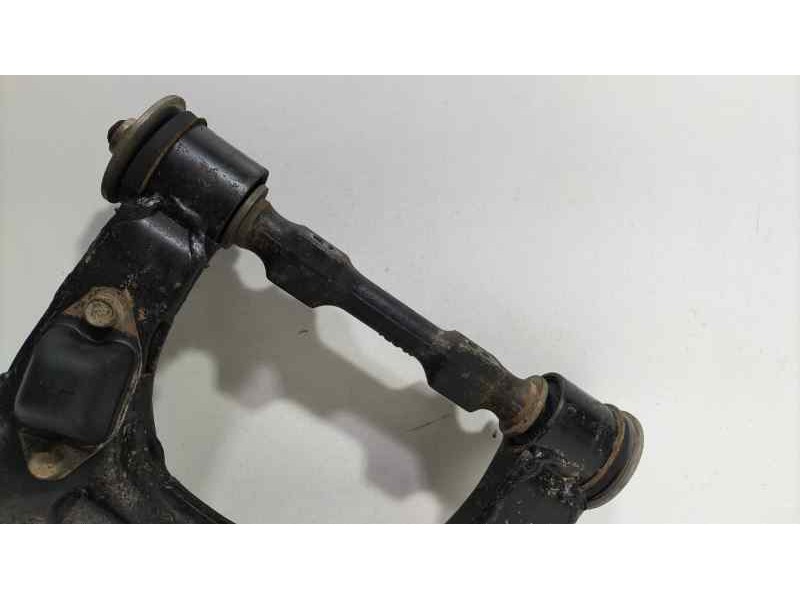 Recambio de brazo suspension superior delantero izquierdo para mitsubishi l 200 (k6/7) 2500 td glx (4-ptas.) referencia OEM IAM 