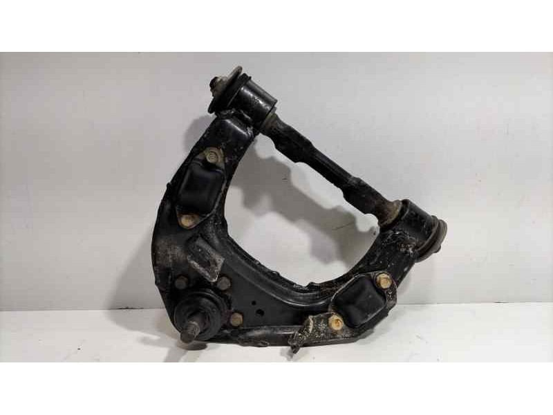 Recambio de brazo suspension superior delantero izquierdo para mitsubishi l 200 (k6/7) 2500 td glx (4-ptas.) referencia OEM IAM 
